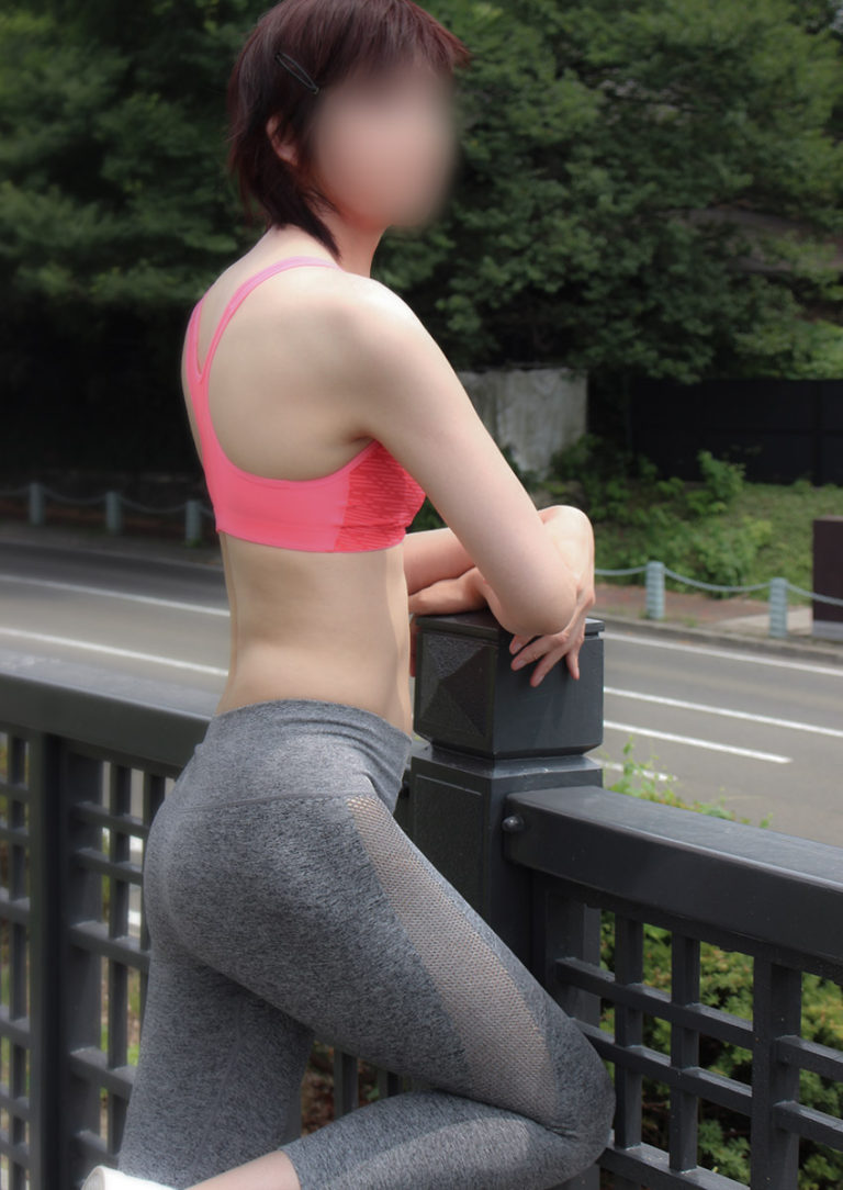 北原 友里