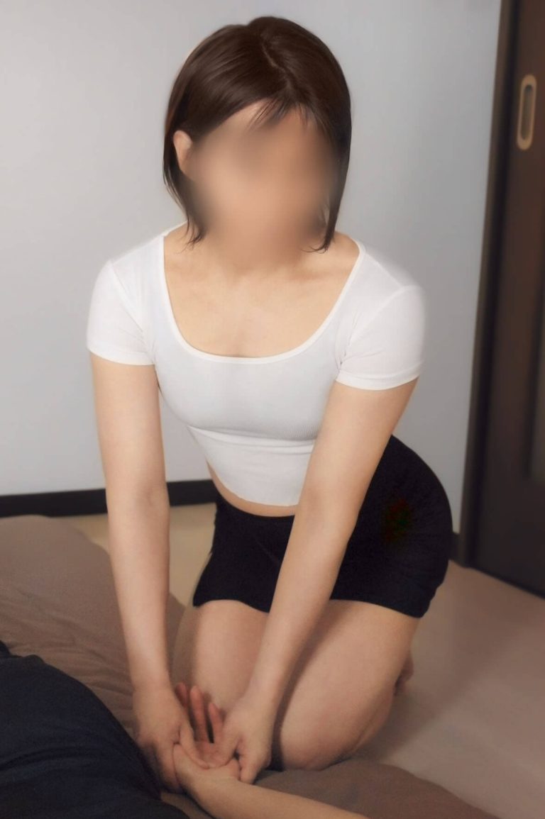 間仲 小春